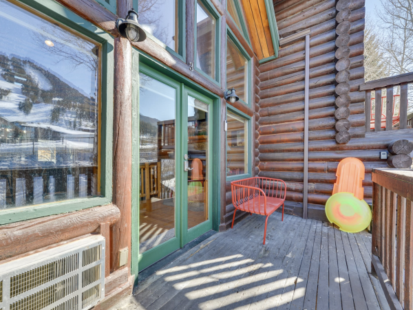Ideal for Adventurous Families 2-brm Condo Half Mi to Snow King