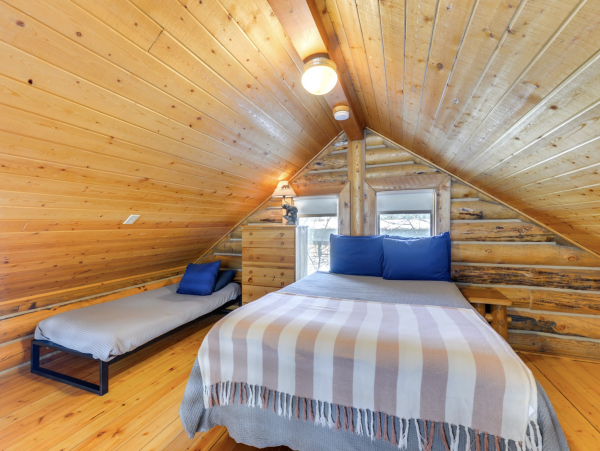 Ideal for Adventurous Families 2-brm Condo Half Mi to Snow King