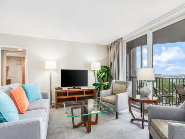 Fort Myers Luxury Oceanfront Two Bedroom Condo with Pool Spa