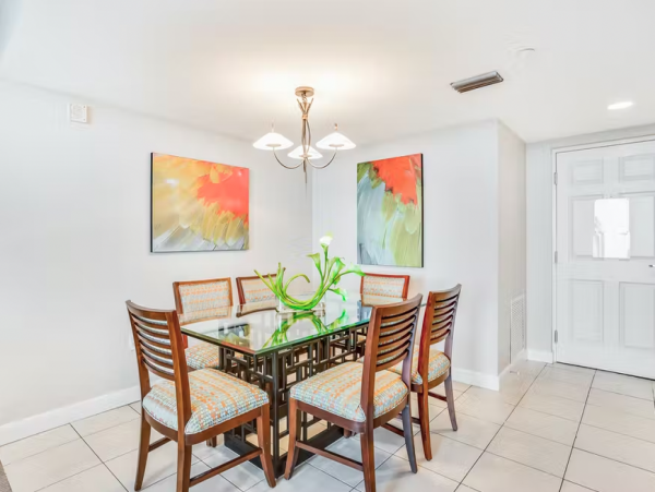 Fort Myers Luxury Oceanfront Two Bedroom Condo with Pool Spa