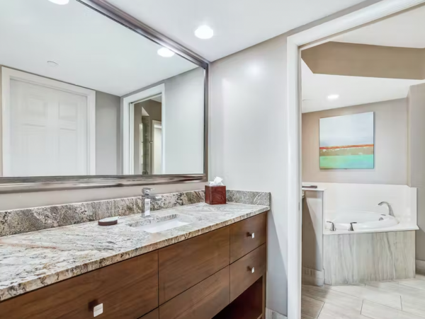 Fort Myers Luxury Oceanfront Two Bedroom Condo with Pool Spa