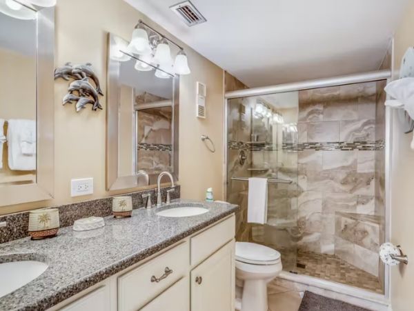 Fort Myers Gulf Front Vacation 2 Bedroom Condo With Balcony