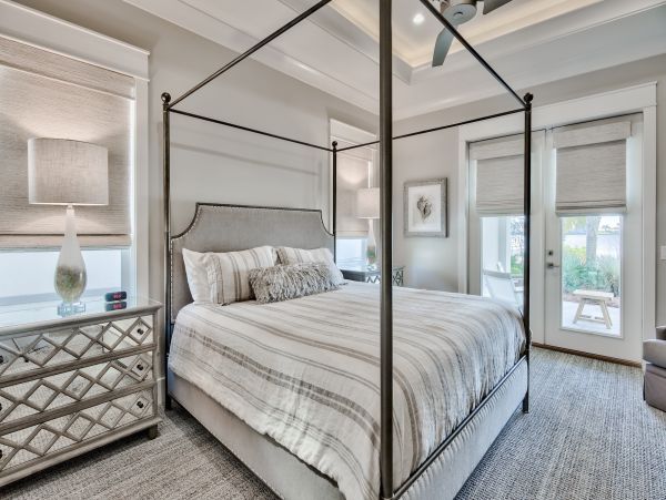 Six bedroom luxury vacation Home with Pool in Destin