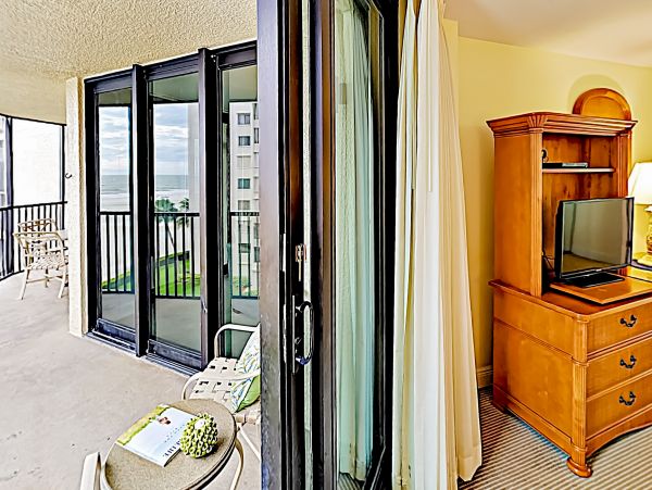Fort Myers Vacation Condo Two Bedrooms Sleeps 6 Gulf Views
