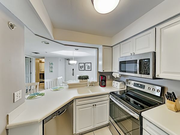 Fort Myers Vacation Condo Two Bedrooms Sleeps 6 Gulf Views