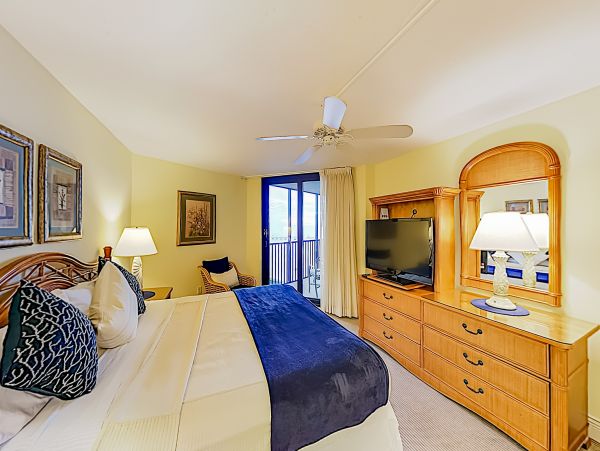 Fort Myers Vacation Condo Two Bedrooms Sleeps 6 Gulf Views