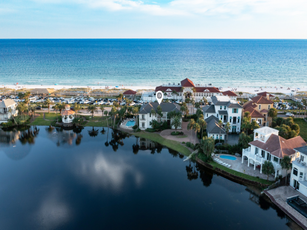 Luxury Eight Bedroom Destin Vacation Home 20 Guests