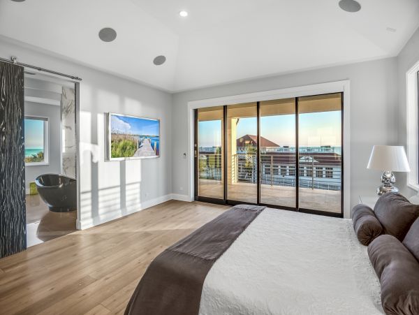 Destin Luxury Vacation Beach Home Views  Gulf Steps to Beach