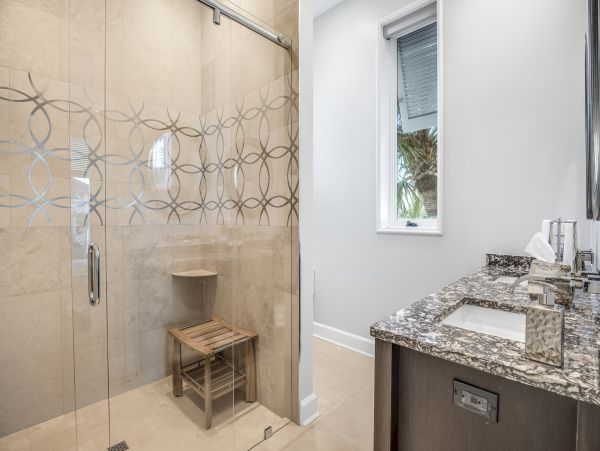 Destin Luxury Vacation Beach Home Views  Gulf Steps to Beach