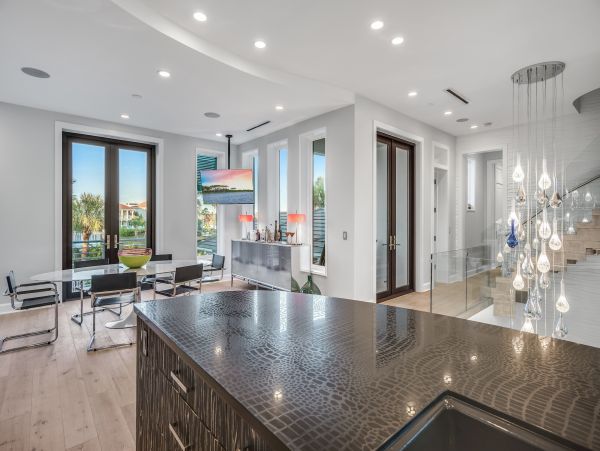 Destin Luxury Vacation Beach Home Views  Gulf Steps to Beach