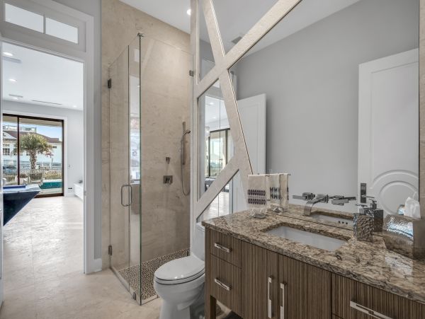 Destin Luxury Vacation Beach Home Views  Gulf Steps to Beach