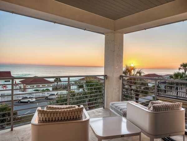 Destin Luxury Vacation Beach Home Views  Gulf Steps to Beach