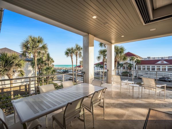 Destin Luxury Vacation Beach Home Views  Gulf Steps to Beach