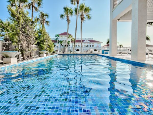 Destin Luxury Vacation Beach Home Views  Gulf Steps to Beach