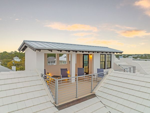 Luxurious Seagrove Beach Coastal Retreat with Gulf Views & Private Beach Access