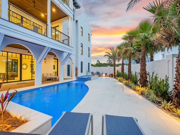 Luxurious Seagrove Beach Coastal Retreat with Gulf Views & Private Beach Access