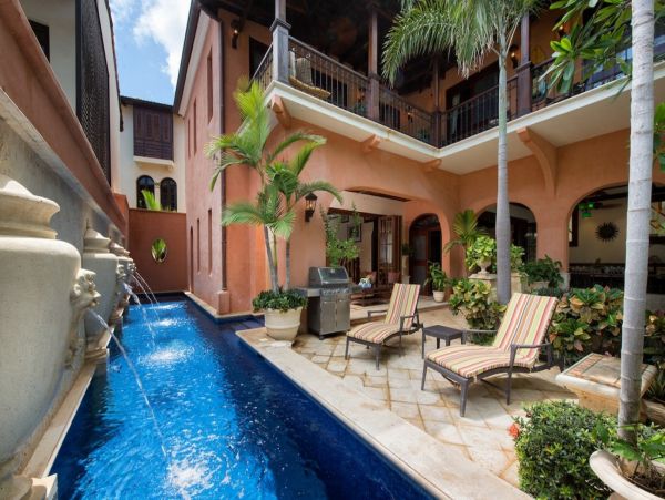 Las Catalinas Home 1005794