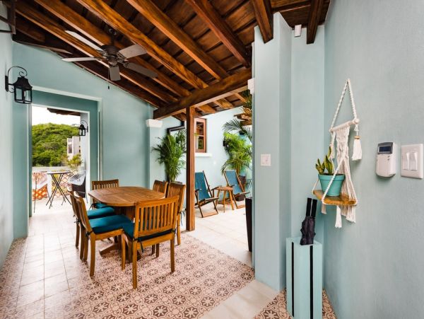 Las Catalinas Home 1005810