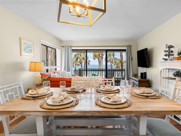 Beach Front 4 Bedroom Vacation Townhome in Belleair Beach