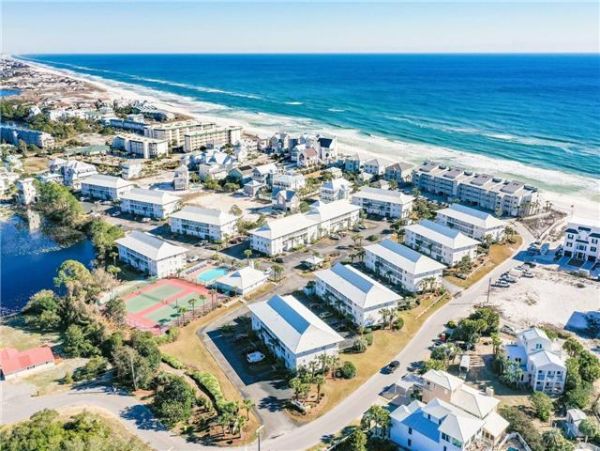Walk to Beach Vacation Condo Two Bedroom in Santa Rosa Beach