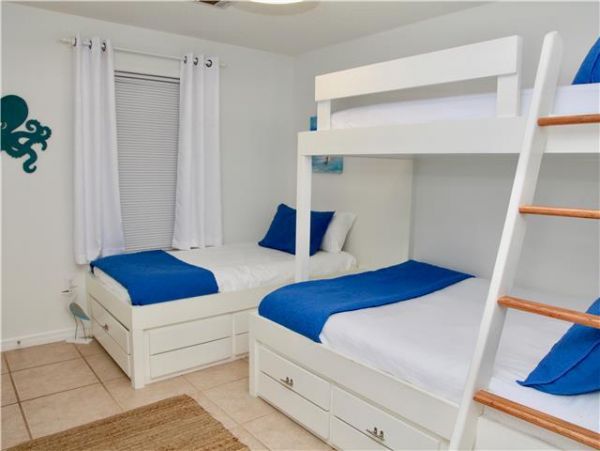 Walk to Beach Vacation Condo Two Bedroom in Santa Rosa Beach
