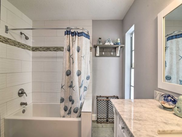 Port Richey Vacation Home Four Bedrooms with Private Pool