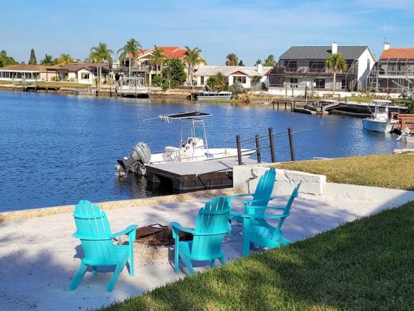 Port Richey Vacation Home Four Bedrooms with Private Pool