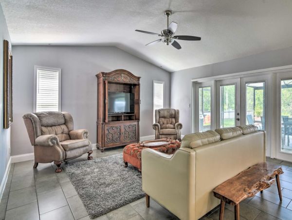 Port Richey Vacation Home Four Bedrooms with Private Pool