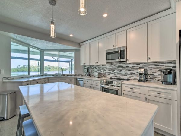 Port Richey Vacation Home Four Bedrooms with Private Pool