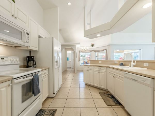 Cape Coral Side by Side Villas 8 Bedroom Total Pool & Spa