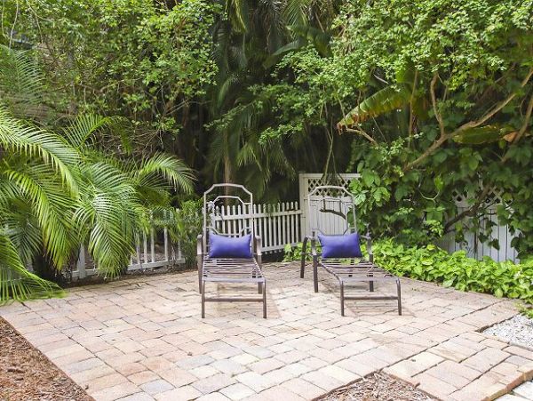 Captiva Island Vacation Home with Private Pool Sleeps 10