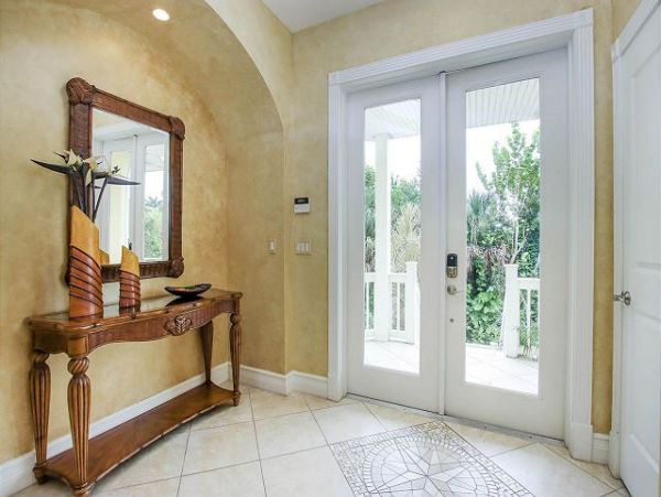 Captiva Island Vacation Home with Private Pool Sleeps 10