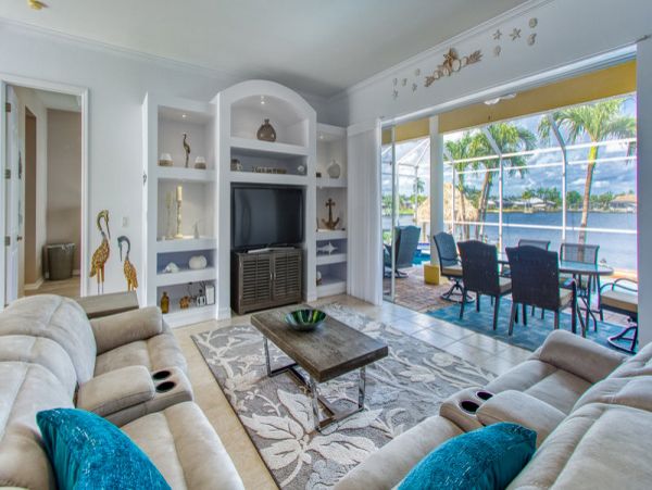 Lake Front Vacation Home in Cape Coral with Pool & Boat Dock