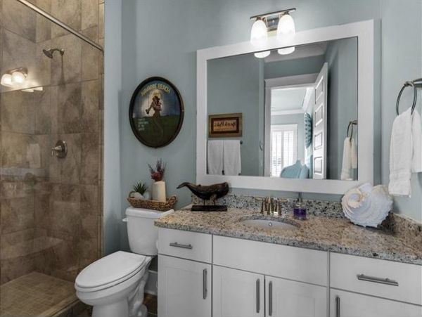 Navarre Beach Vacation Home Sleeps 14 Guests Walk To Beach
