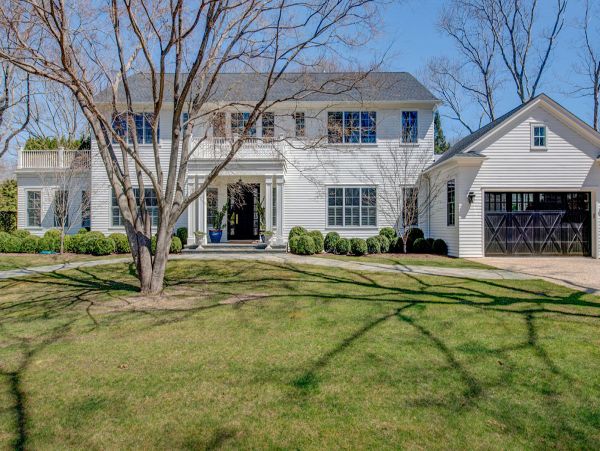 Sag Harbor Seven Bedroom luxury Vacation Retreat- Pool House