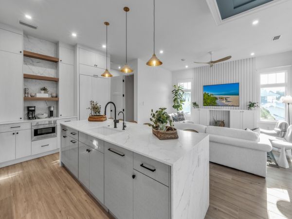 Steps From Gulf Seven Bedroom Rental Home in Bradenton Beach