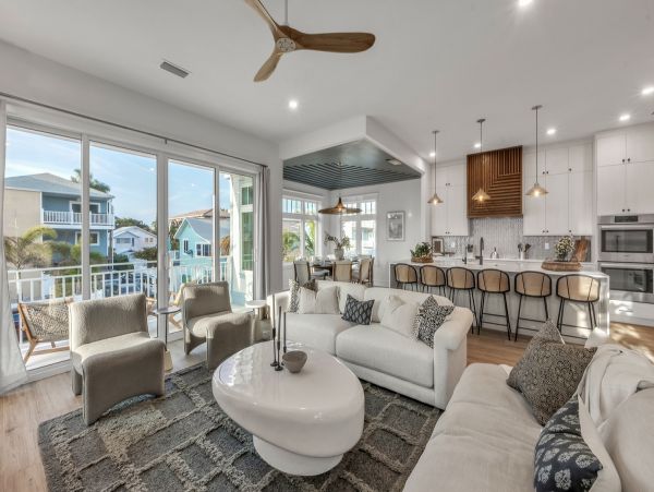Steps From Gulf Seven Bedroom Rental Home in Bradenton Beach