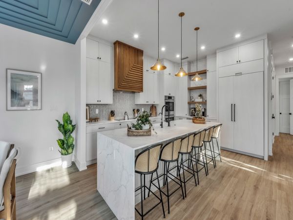 Steps From Gulf Seven Bedroom Rental Home in Bradenton Beach