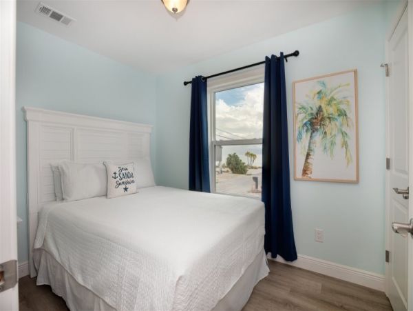 Marathon Vacation Home Three Bedroom