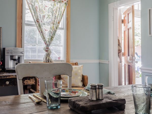Charleston Home 1005937