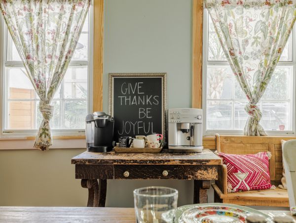 Charleston Home 1005937