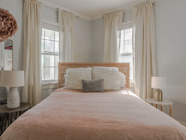 Charleston Home 1005937