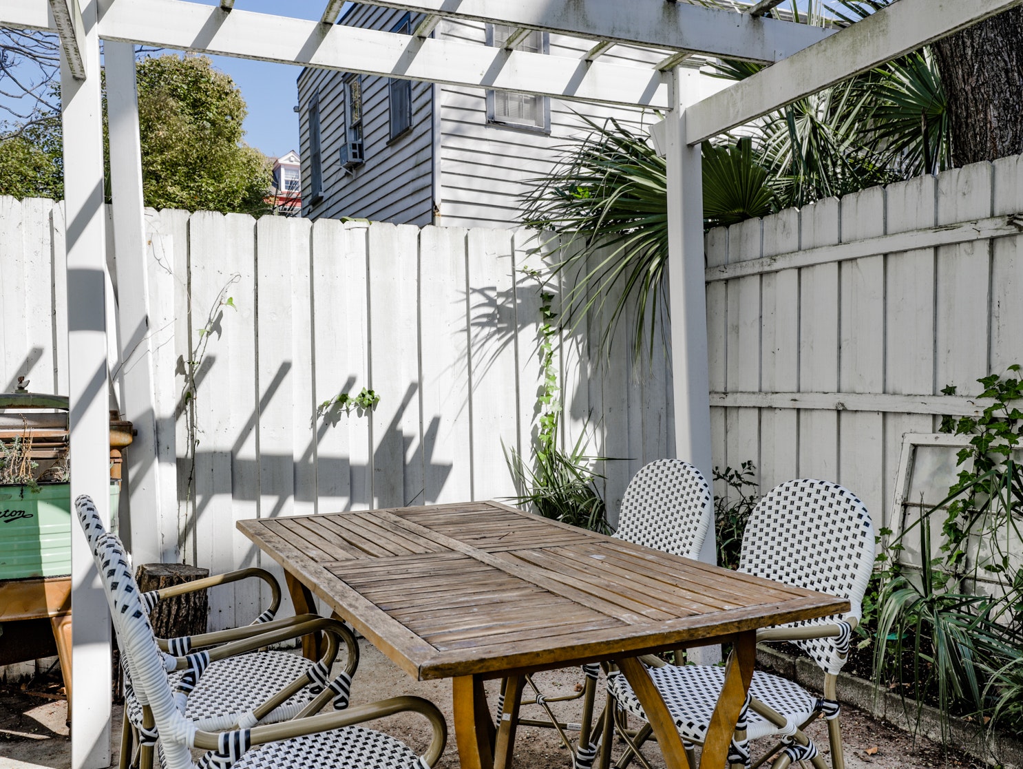 Charleston Home 1005937
