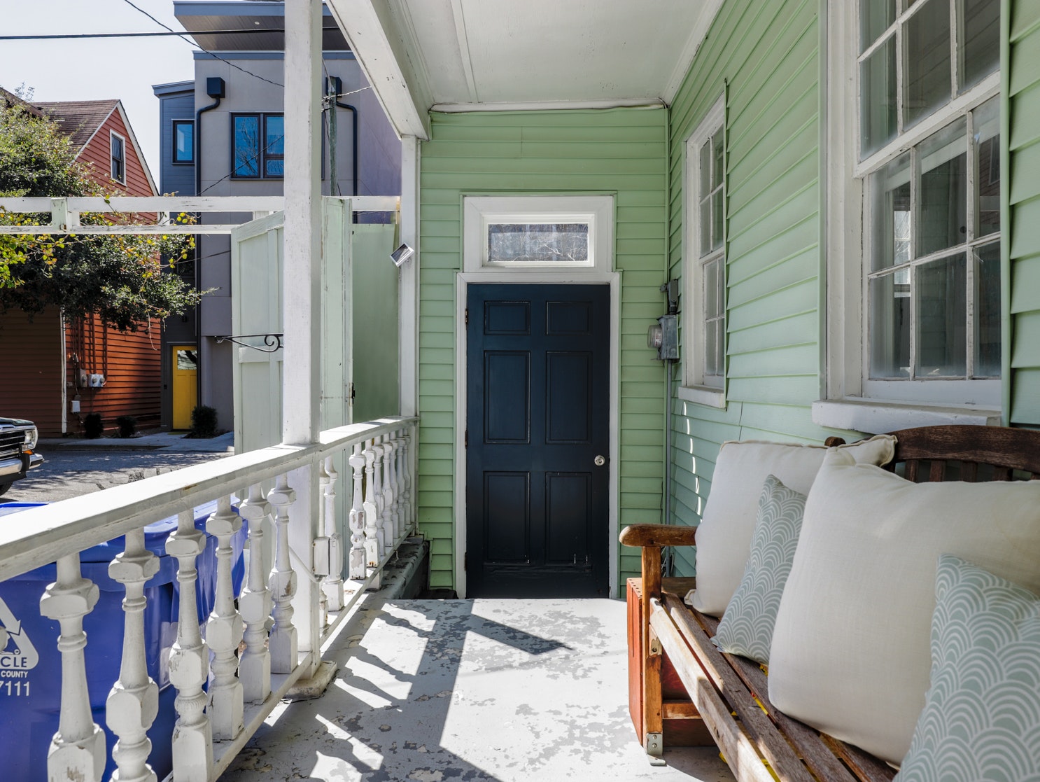 Charleston Home 1005937