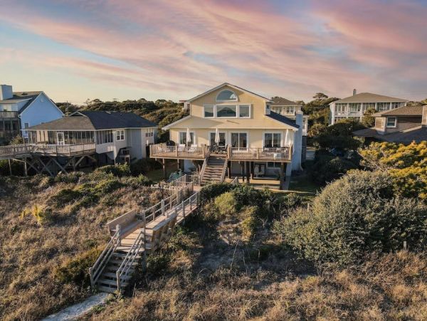 Folly Beach Home 1005939