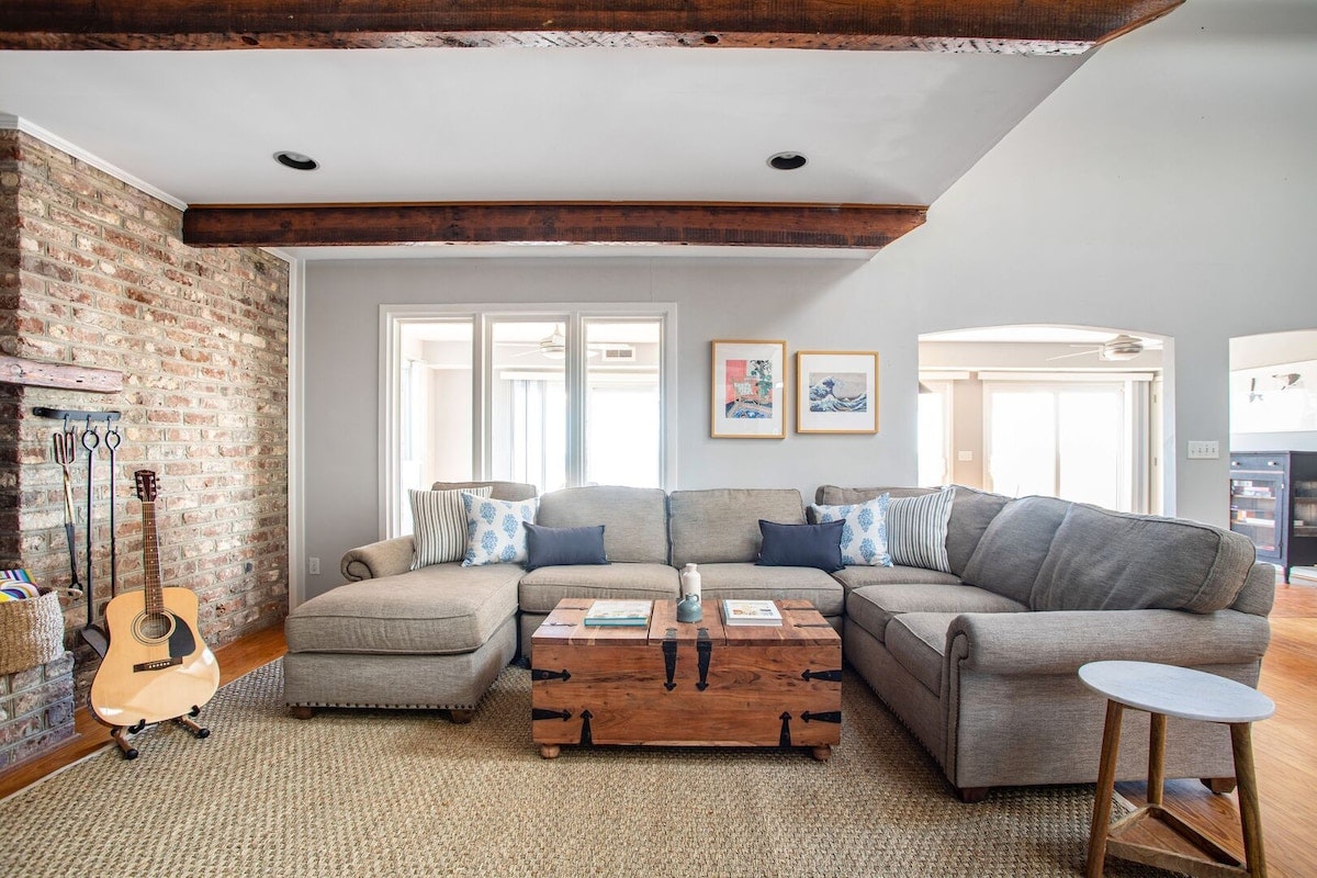 Folly Beach Home 1005939