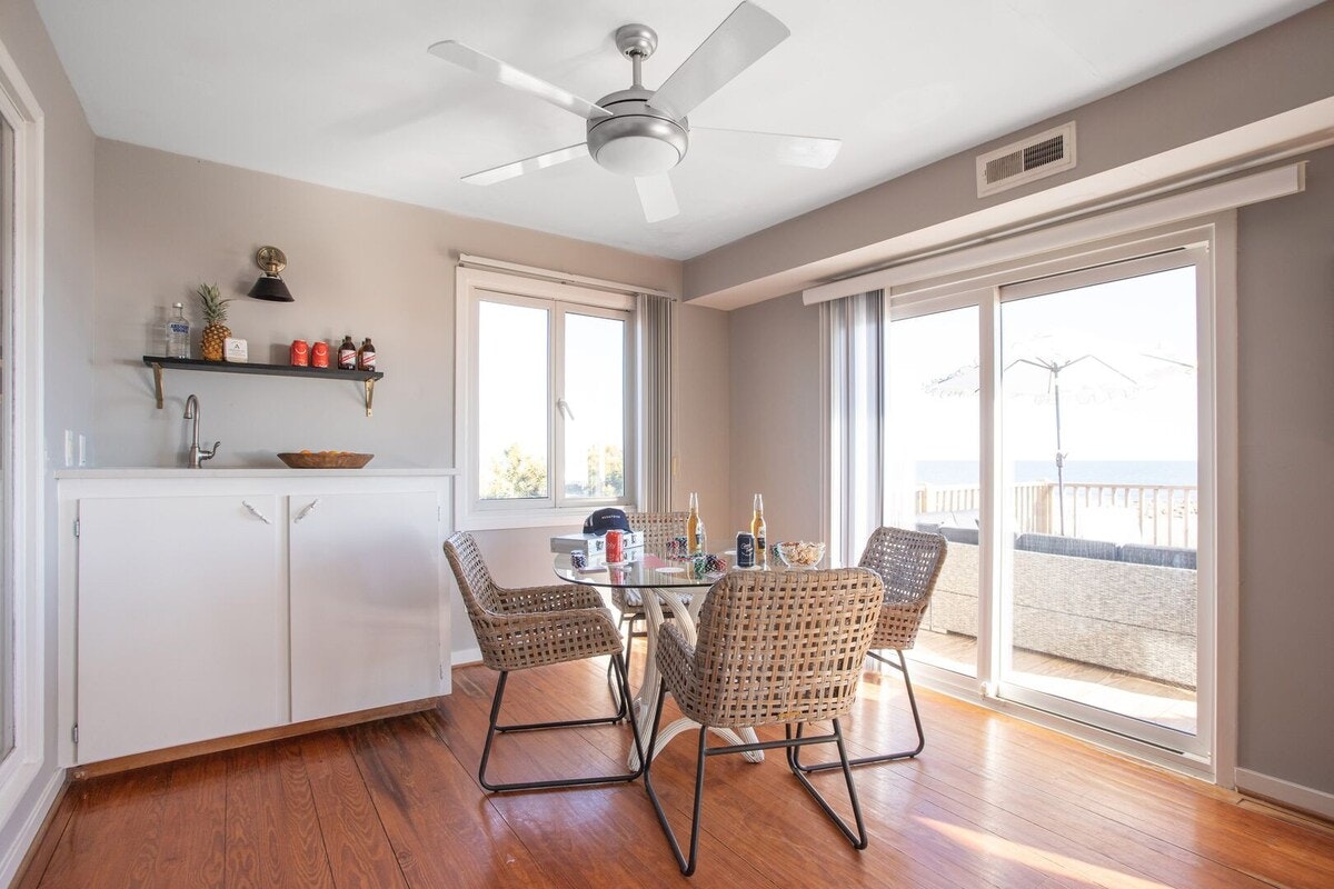 Folly Beach Home 1005939