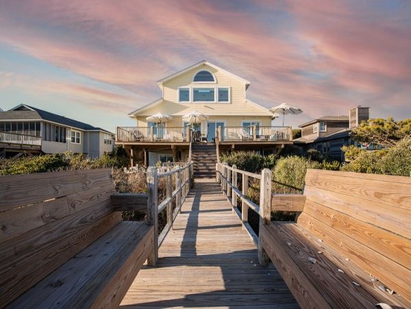 Folly Beach Home 1005939