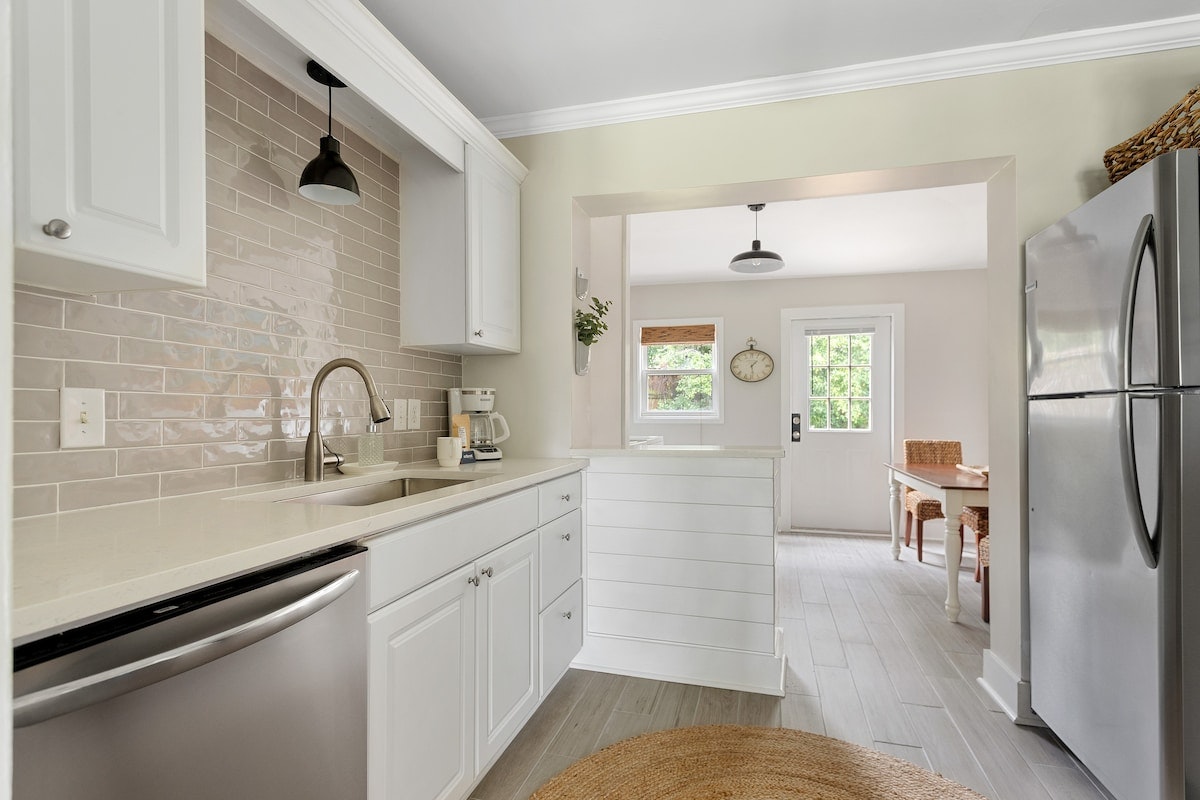 Charleston Home 1005942