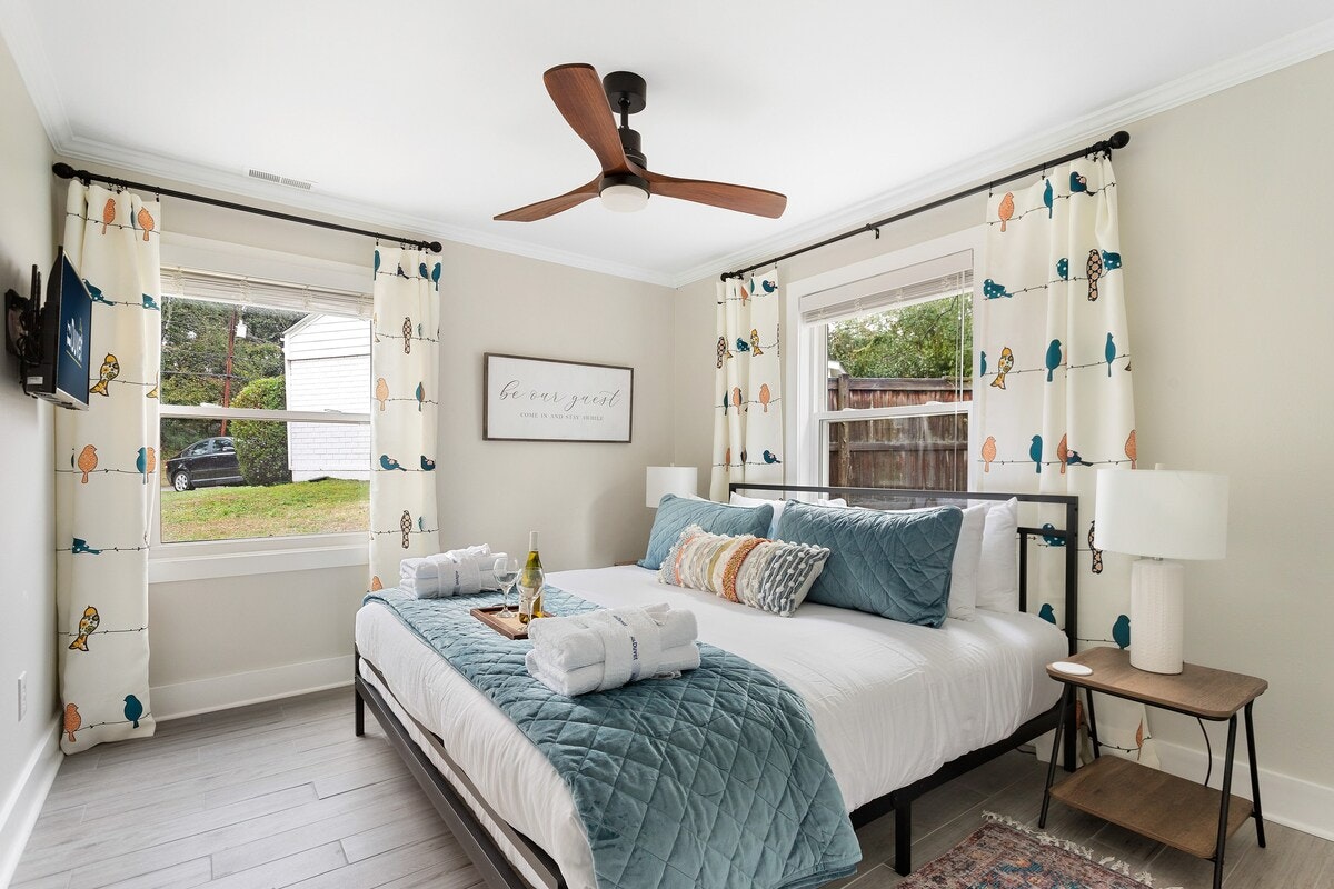 Charleston Home 1005942